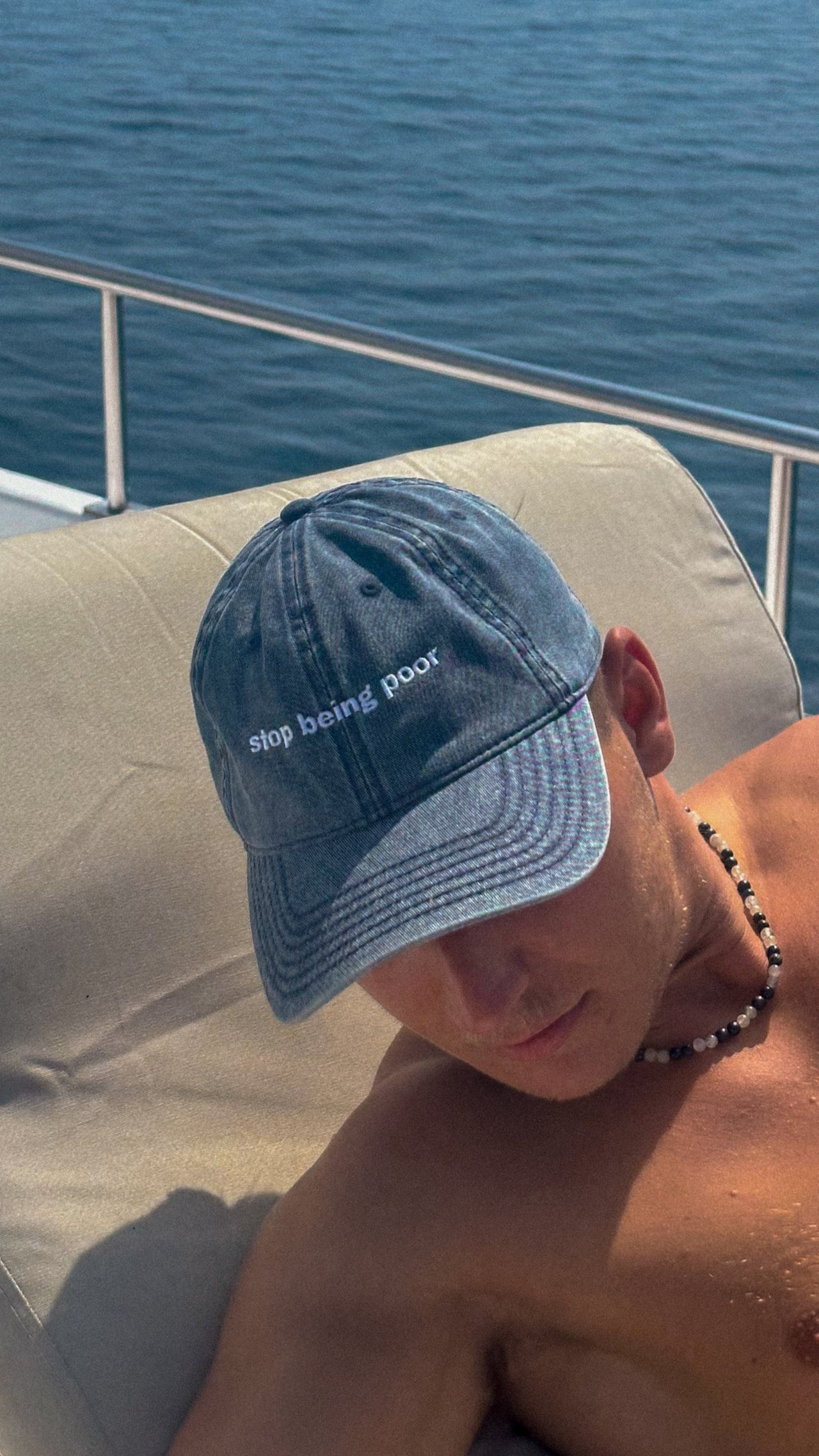 stop being poor casquette